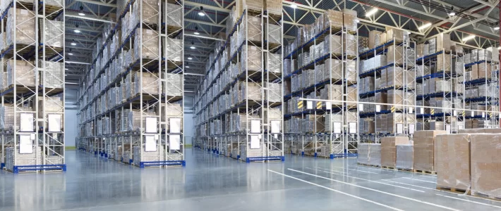 What is the temperature for warehouse storage?