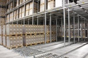 What is the structure of a cold storage warehouse?