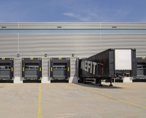 How far apart should loading docks be?