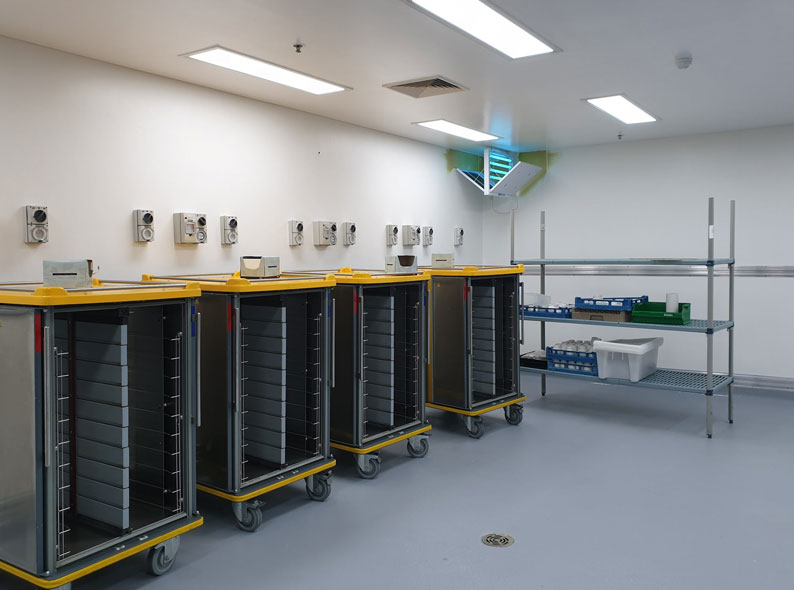 Flooring and Racking Equipment for Commercial Cold Storage